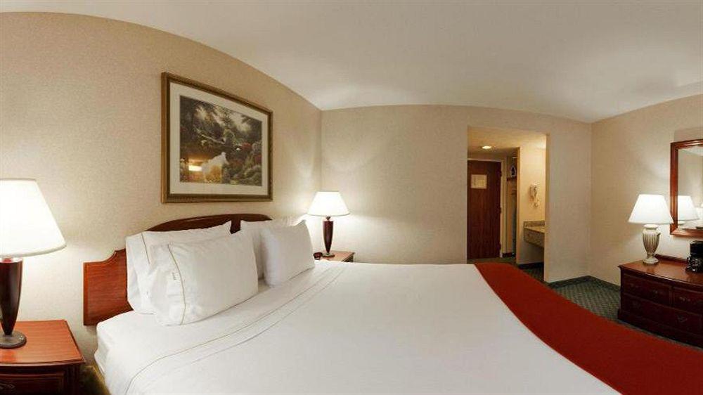 Keene Elm City Hotel, Ascend Hotel Collection Zewnętrze zdjęcie